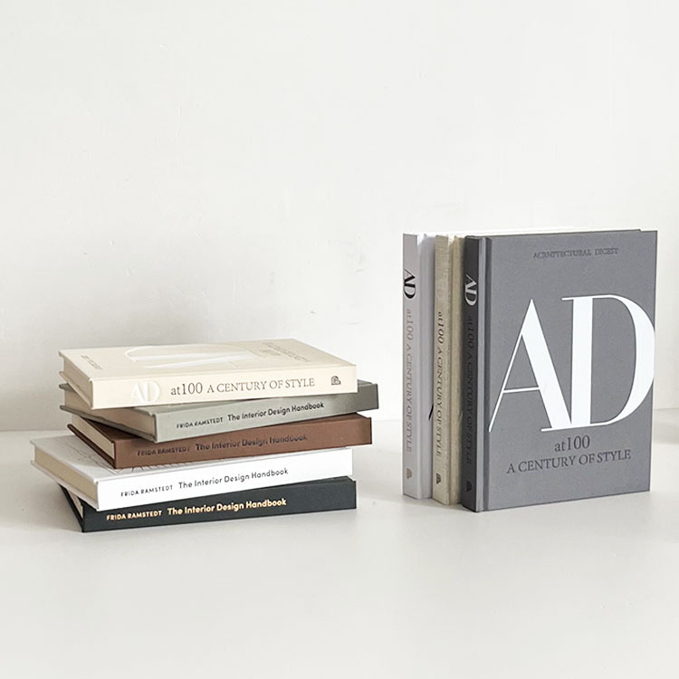 Fashion English can be read AD - Lighting And Decor Magazine recension och pris